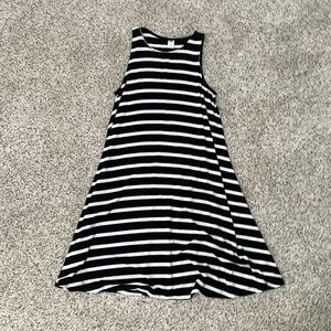 Old navy black and white very soft dress size women’s xs